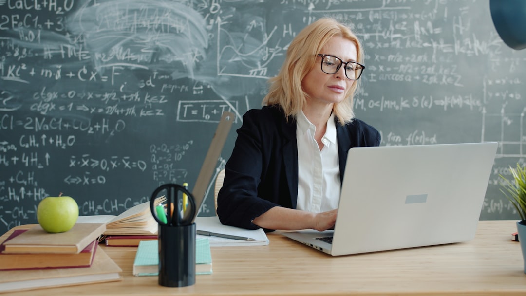 How AI should support, not replace, student learning